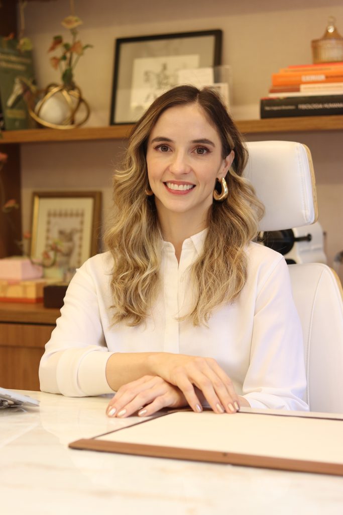 Imagem da Dra Viviane Felici